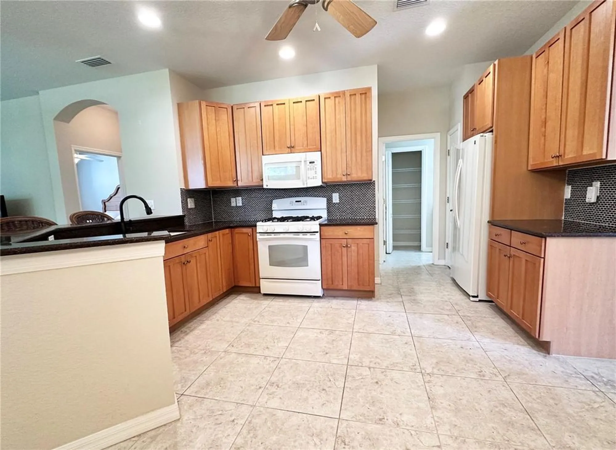 Property Slideshow image 13 of 25 | 2037 sifield greens way, Sun City Center, FL, 33573