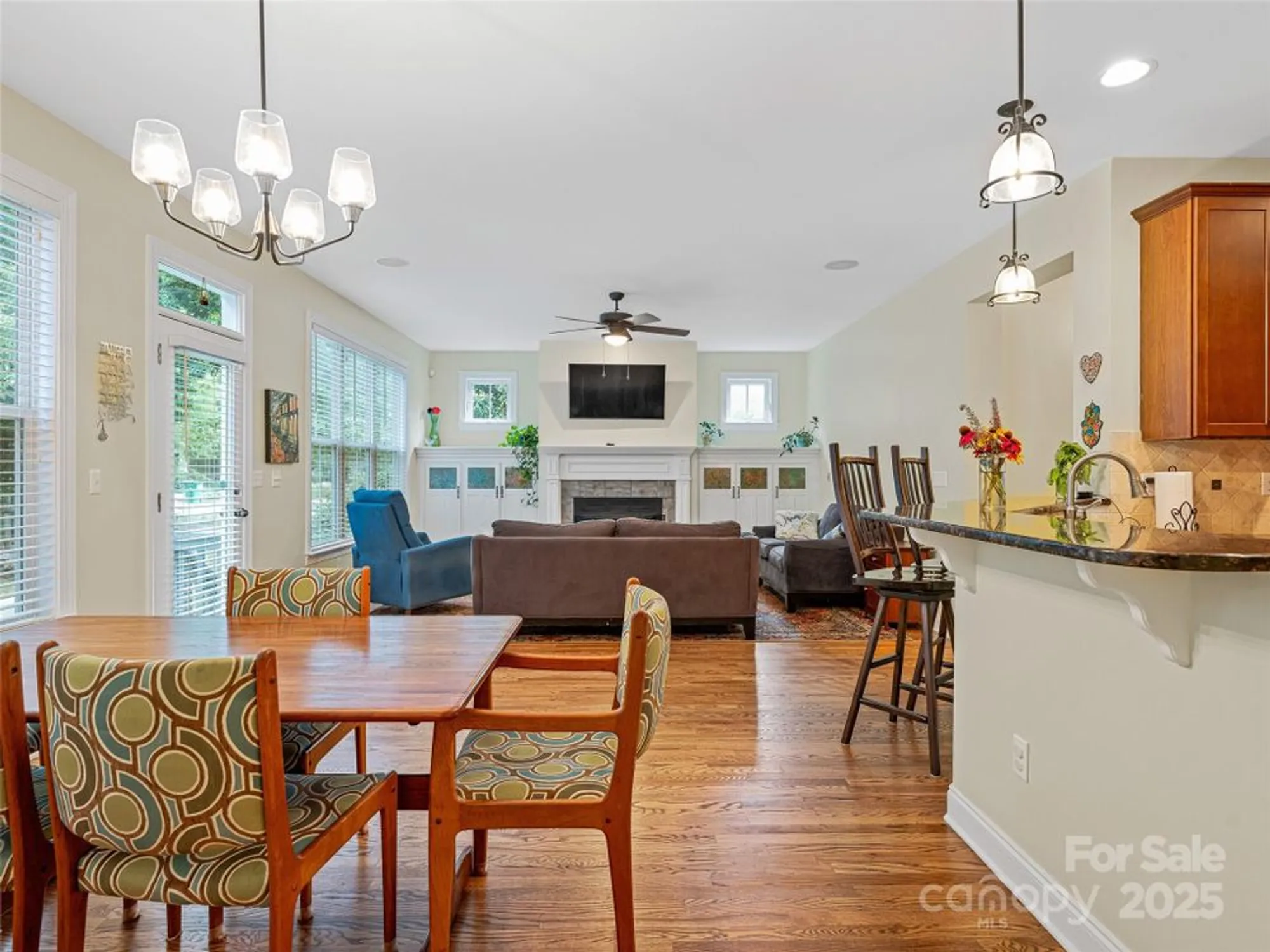Property Slideshow image 17 of 36 | 257 fennel dun cir, Biltmore Lake, NC, 28715