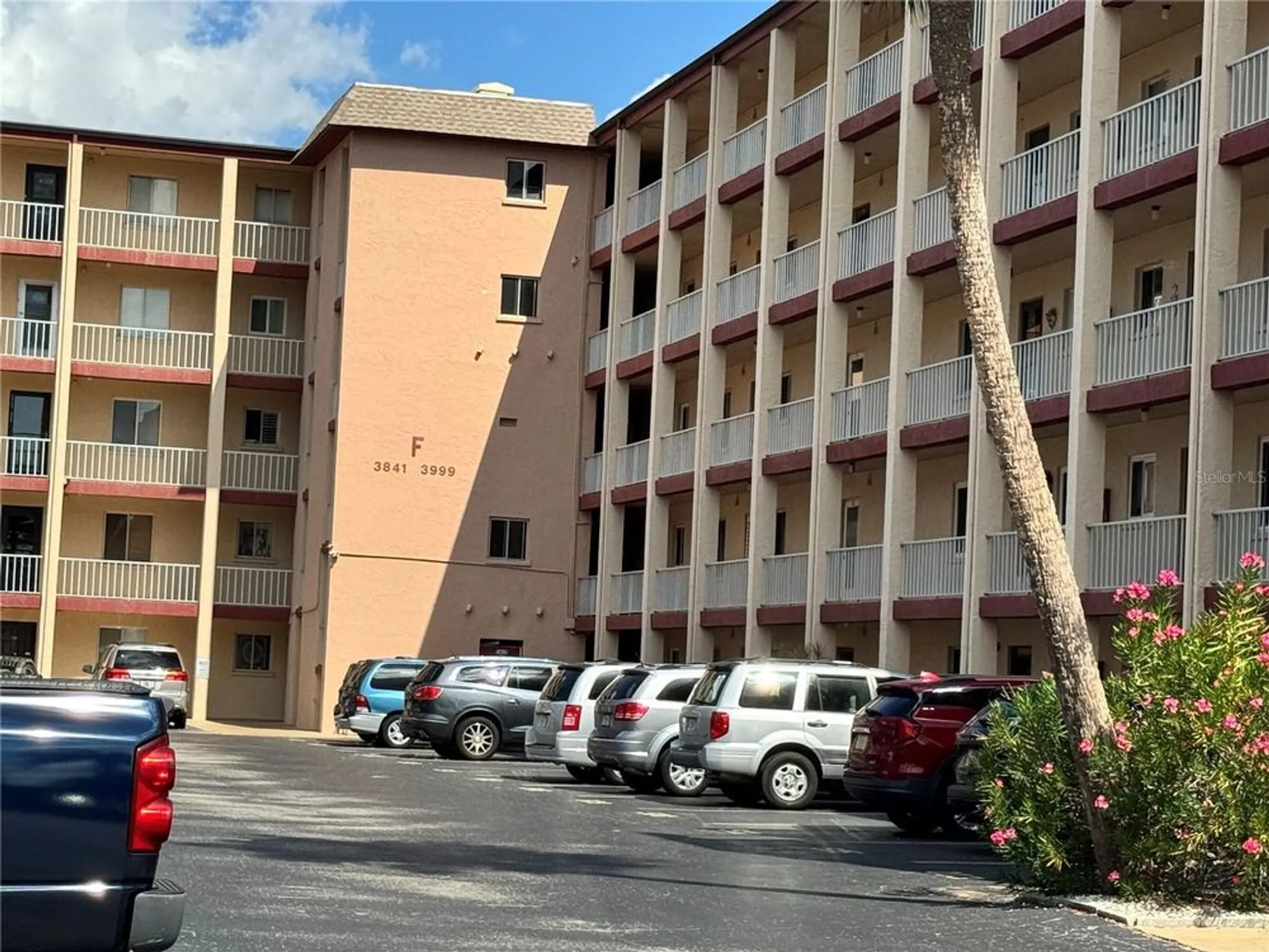 Property Slideshow image 1 of 48 | 3927 lake bayshore dr # f312, Bradenton, FL, 34205