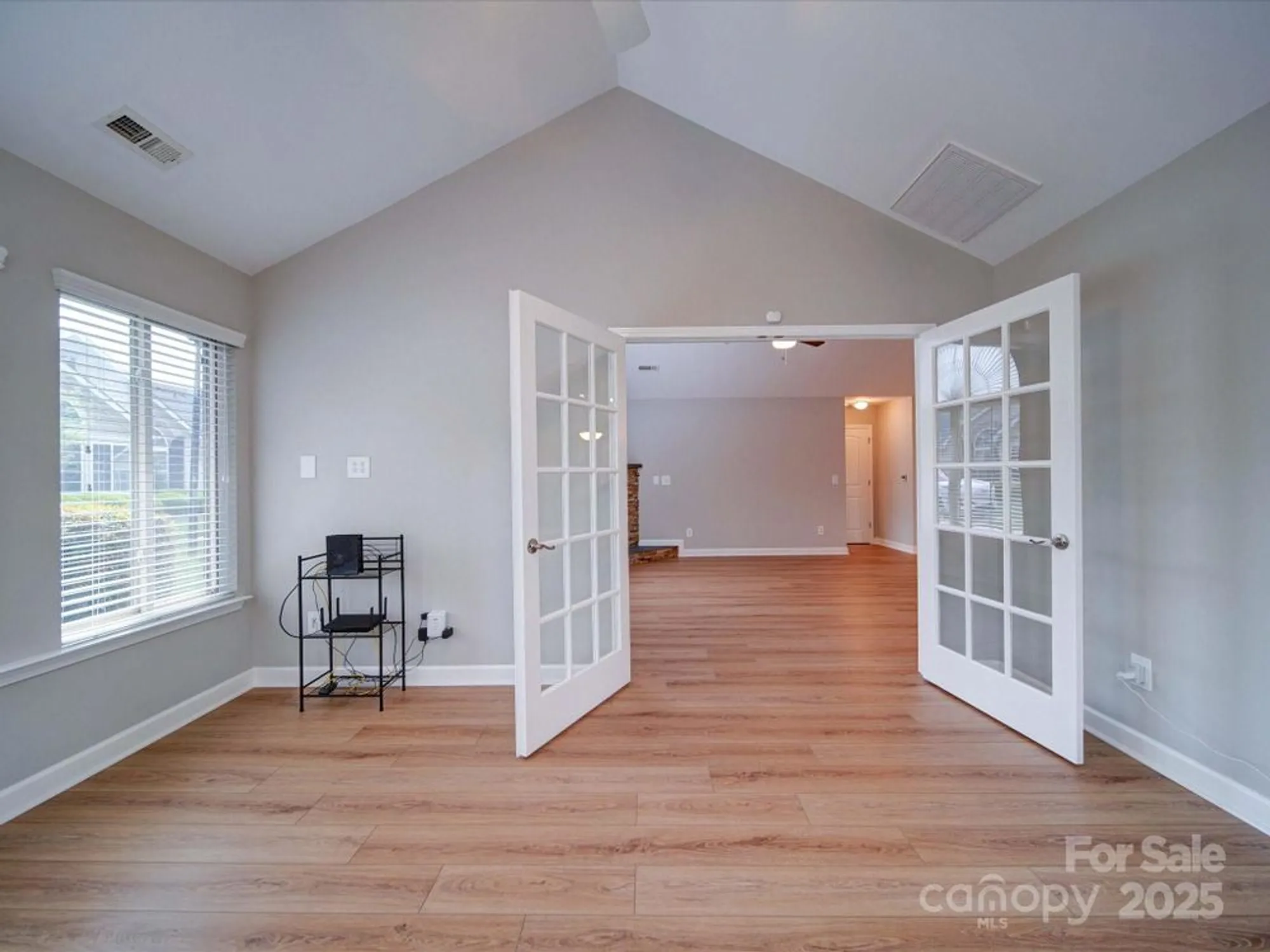 Property Slideshow image 10 of 48 | 4754 polo gate blvd, Charlotte, NC, 28216