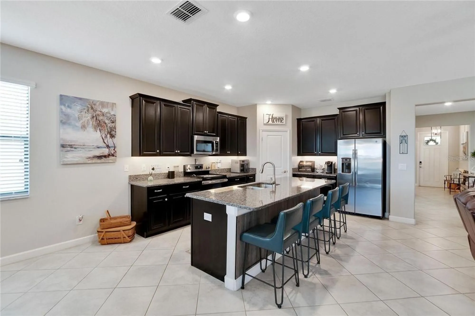 Property Slideshow image 16 of 49 | 16840 whisper elm st, Wimauma, FL, 33598