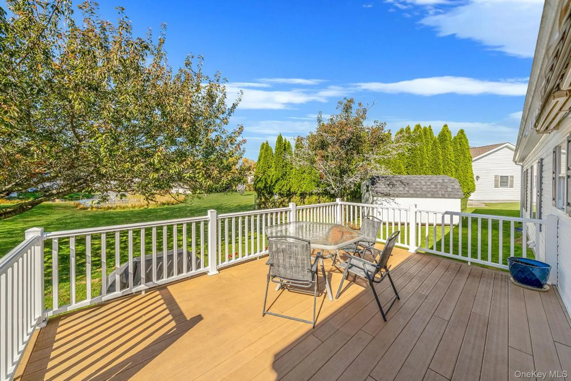 Property Slideshow image 6 of 48 | 1407 middle rd unit 258, Calverton, NY, 11933