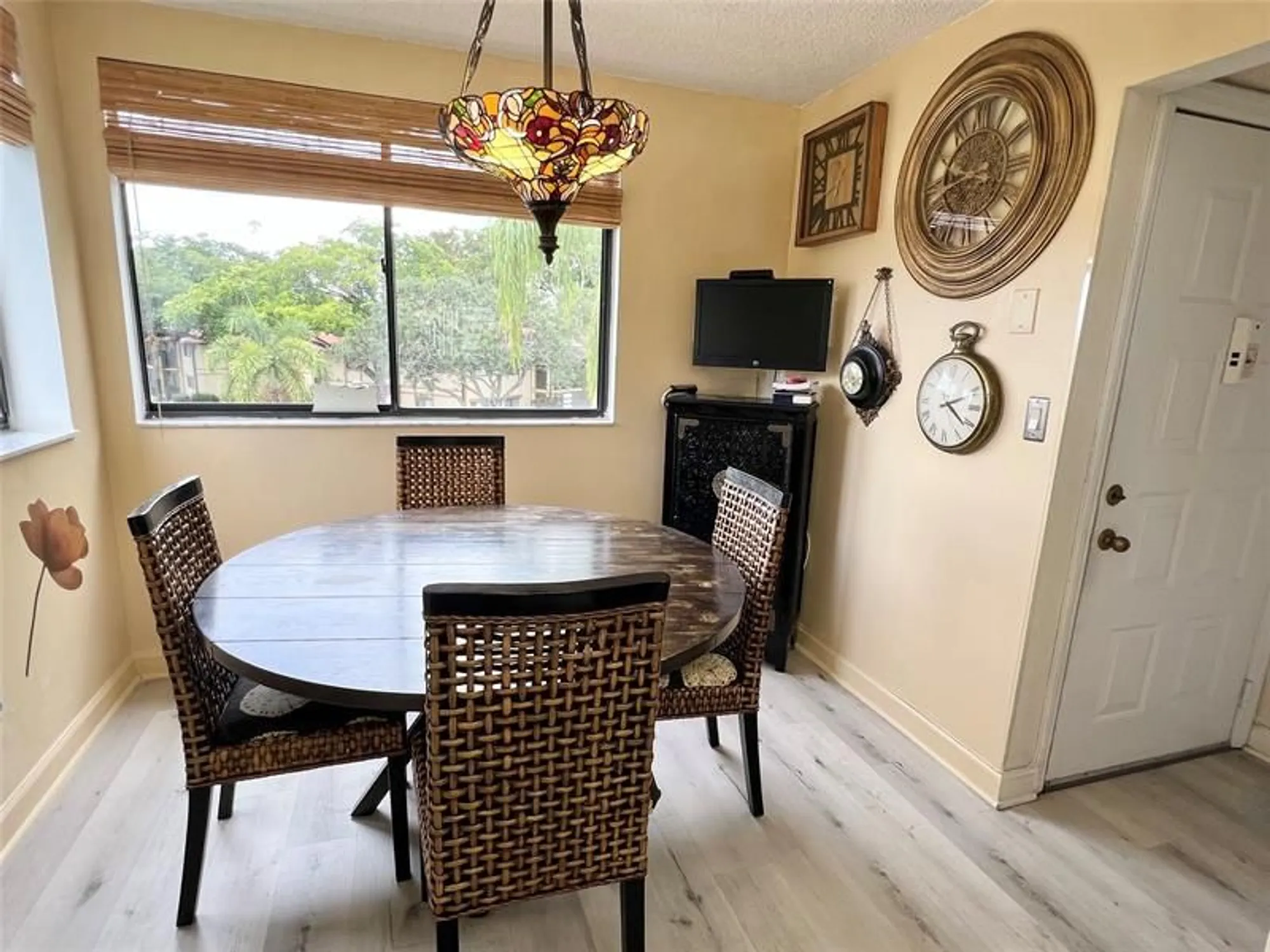 Property Slideshow image 6 of 21 | 10842 w clairmont cir # 310, Tamarac, FL, 33321