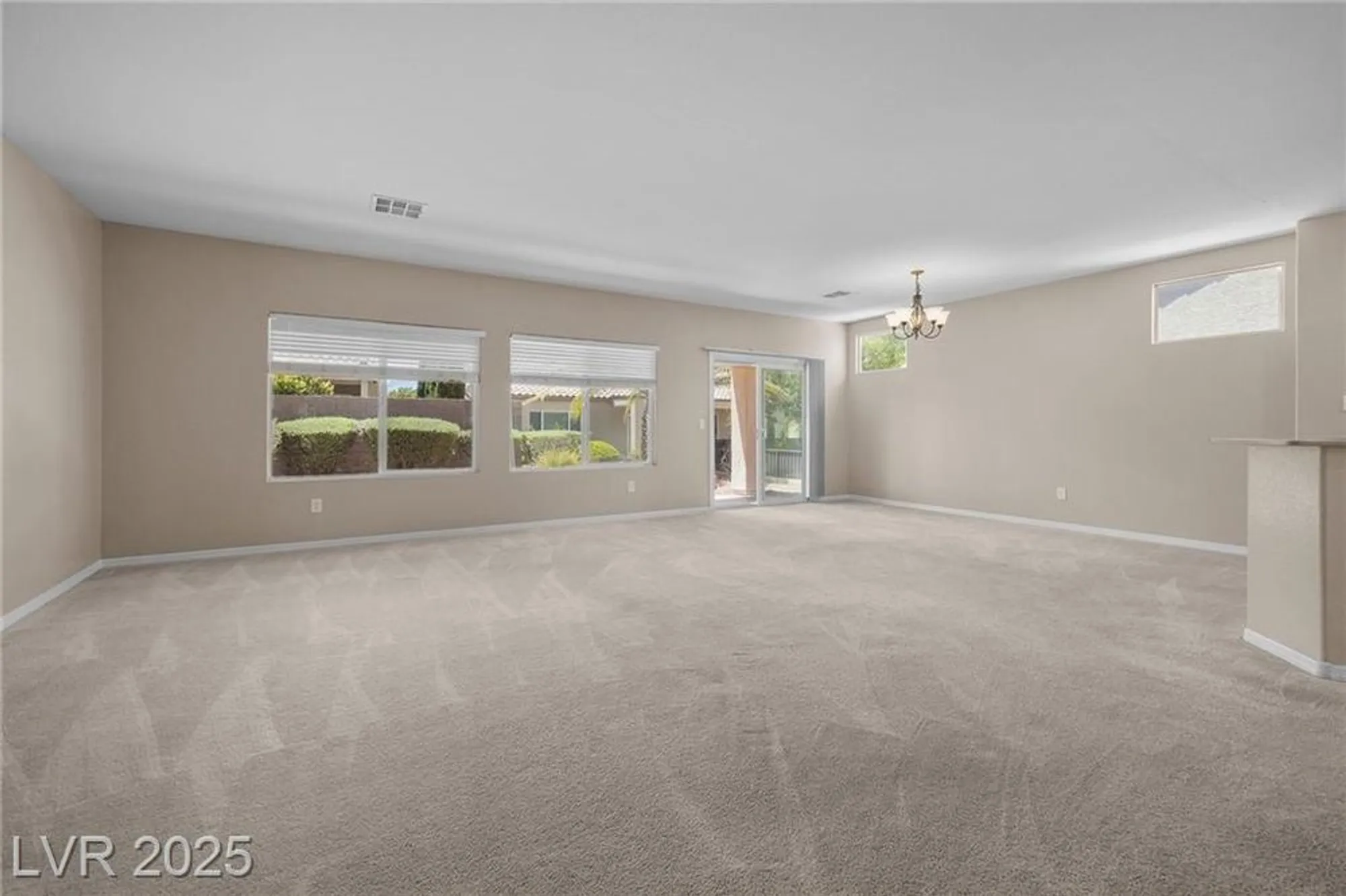 Property Slideshow image 8 of 37 | 2131 waterton rivers dr, Henderson, NV, 89044