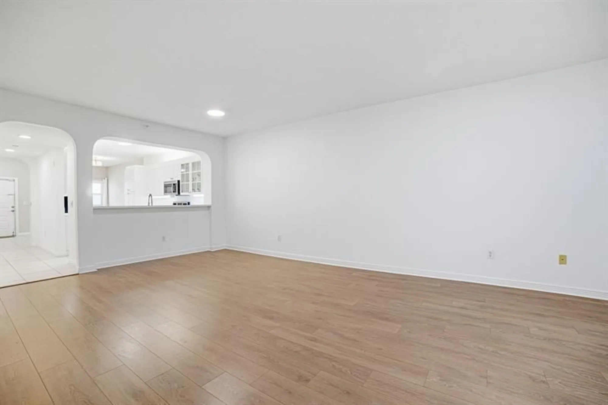 Property Slideshow image 16 of 44 | 7739 southampton ter 411, Tamarac, FL, 33321