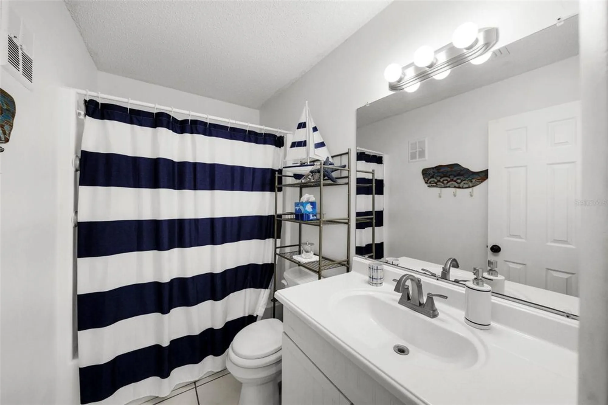 Property Slideshow image 14 of 44 | 5623 80th st n unit 506, Saint Petersburg, FL, 33709