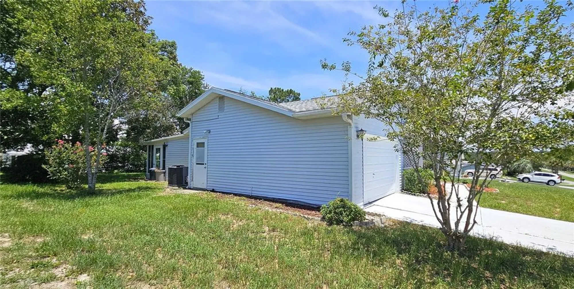 Property Slideshow image 3 of 26 | 8449 sw 106th pl, Ocala, FL, 34481