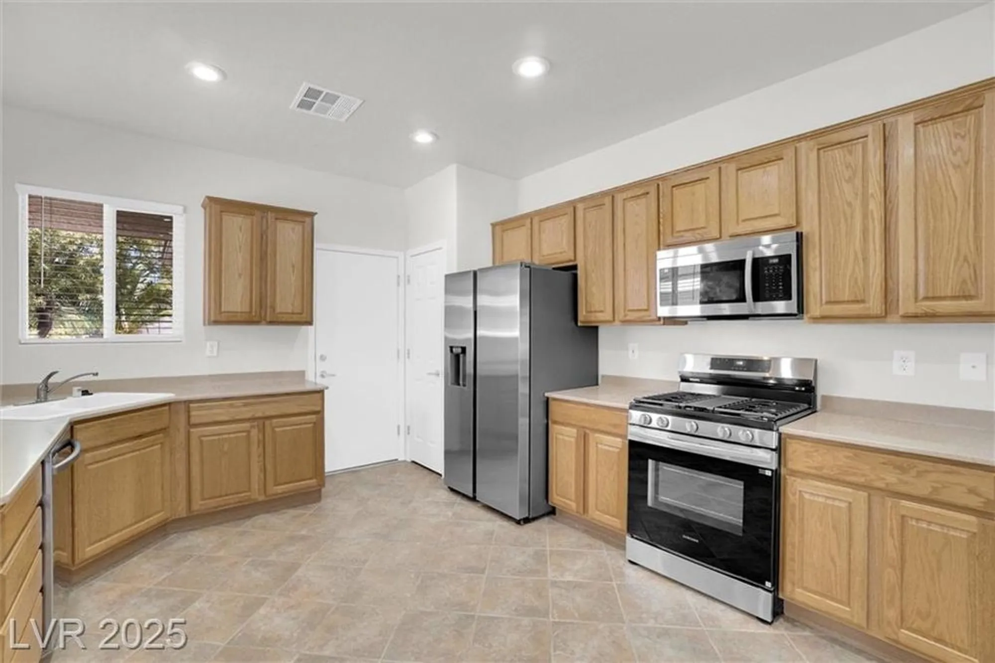 Property Slideshow image 11 of 41 | 2341 celestial moon st, Henderson, NV, 89044