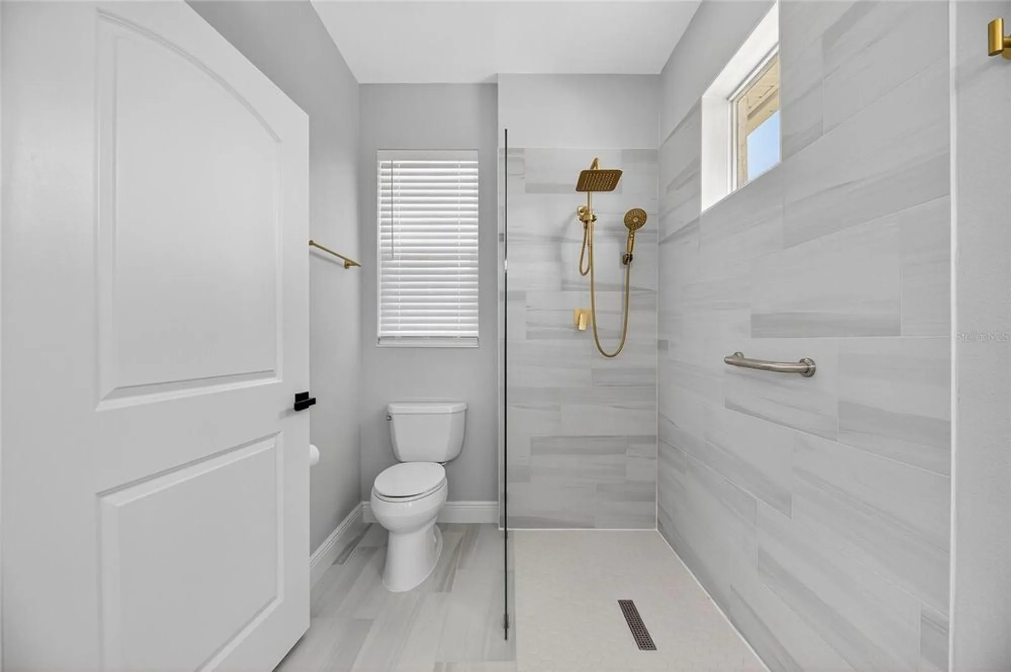 Property Slideshow image 37 of 49 | 1103 villeroy dr, Sun City Center, FL, 33573