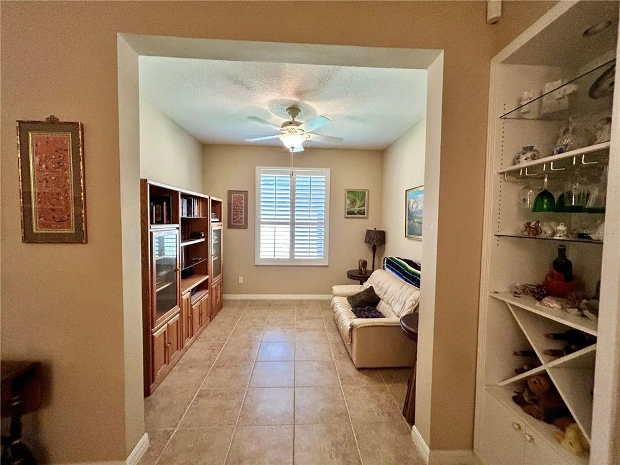 Property Slideshow image 11 of 22 | 116 silver falls dr, Apollo Beach, FL, 33572