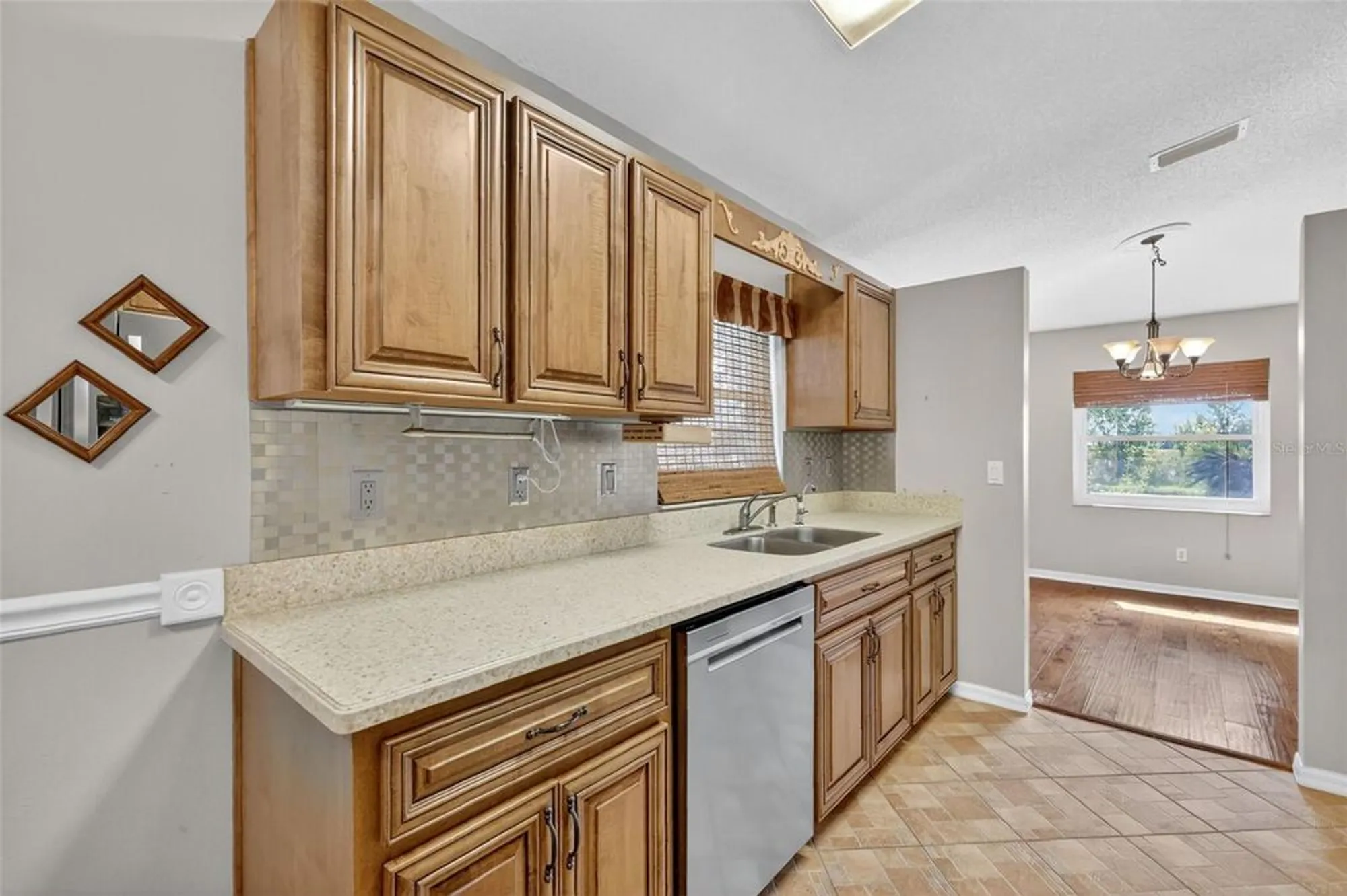 Property Slideshow image 12 of 69 | 21902 king henry ave, Leesburg, FL, 34748