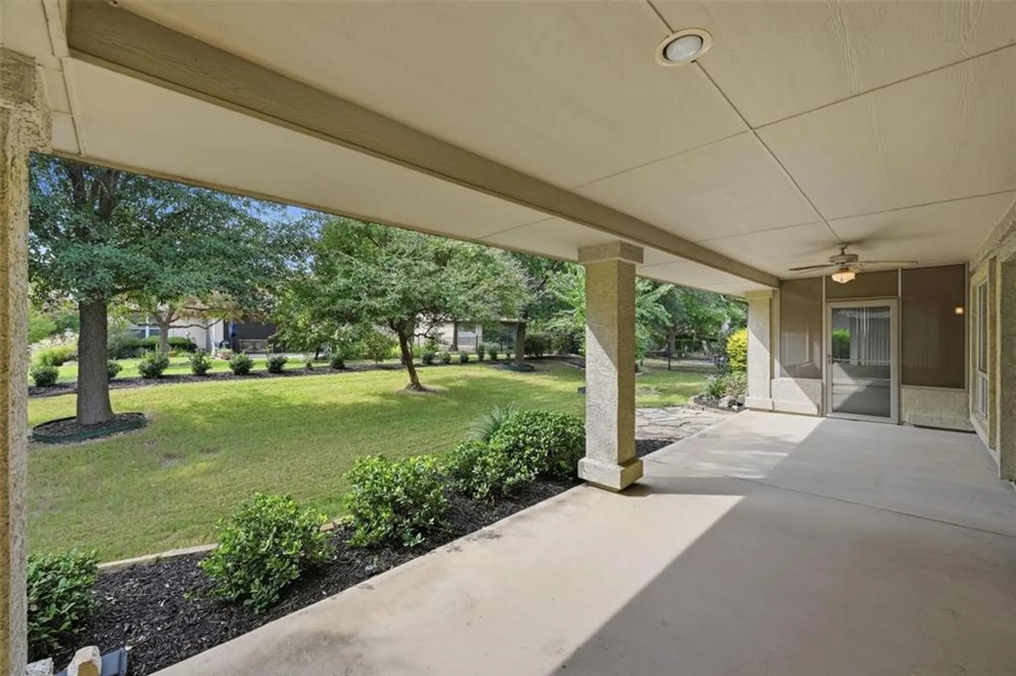 Property Slideshow image 30 of 39 | 10417 belvedere dr, Denton, TX, 76207