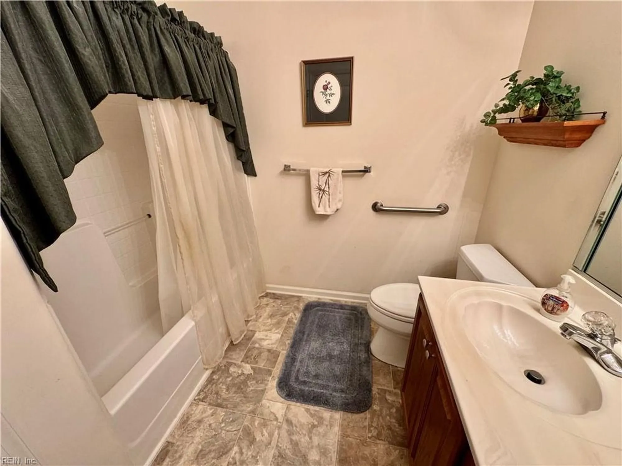 Property Slideshow image 29 of 37 | 2811 loveliness ct, Virginia Beach, VA, 23456