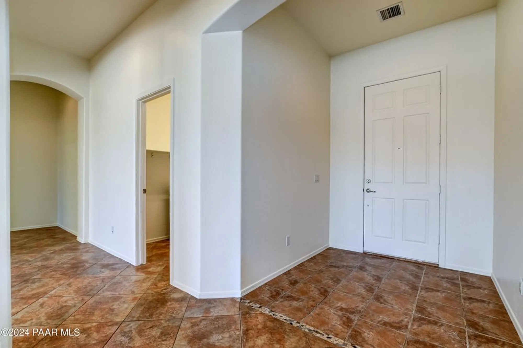 Property Slideshow image 4 of 58 | 7753 n siesta sunset ln, Prescott Valley, AZ, 86315