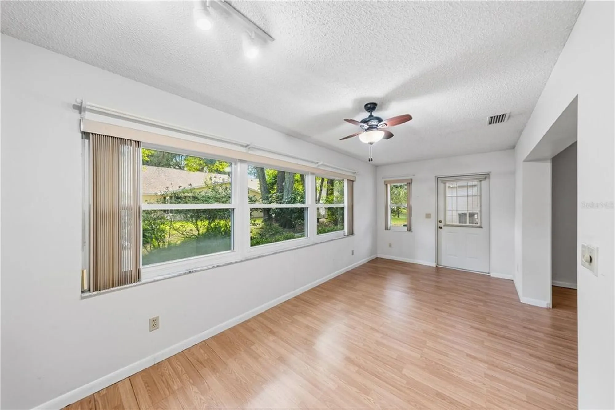 Property Slideshow image 29 of 60 | 8420 sw 92nd st b, Ocala, FL, 34481