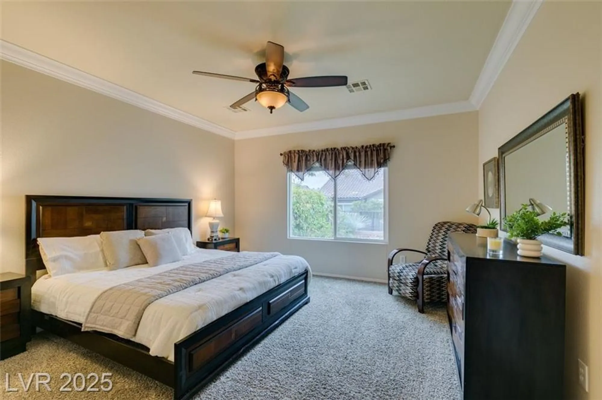 Property Slideshow image 21 of 34 | 3073 olivia heights ave, Henderson, NV, 89052