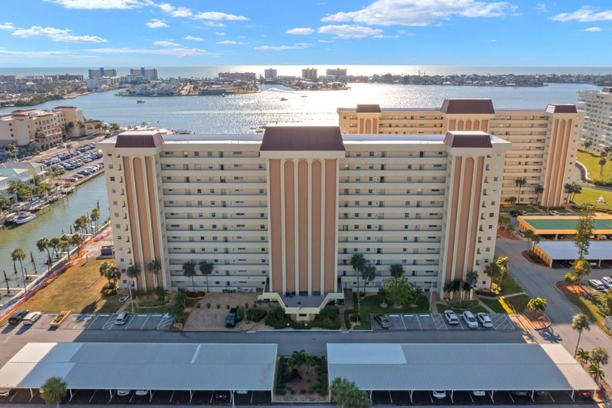 Property Slideshow image 23 of 24 | 4550 cove cir apt 305, St Petersburg, FL, 33708