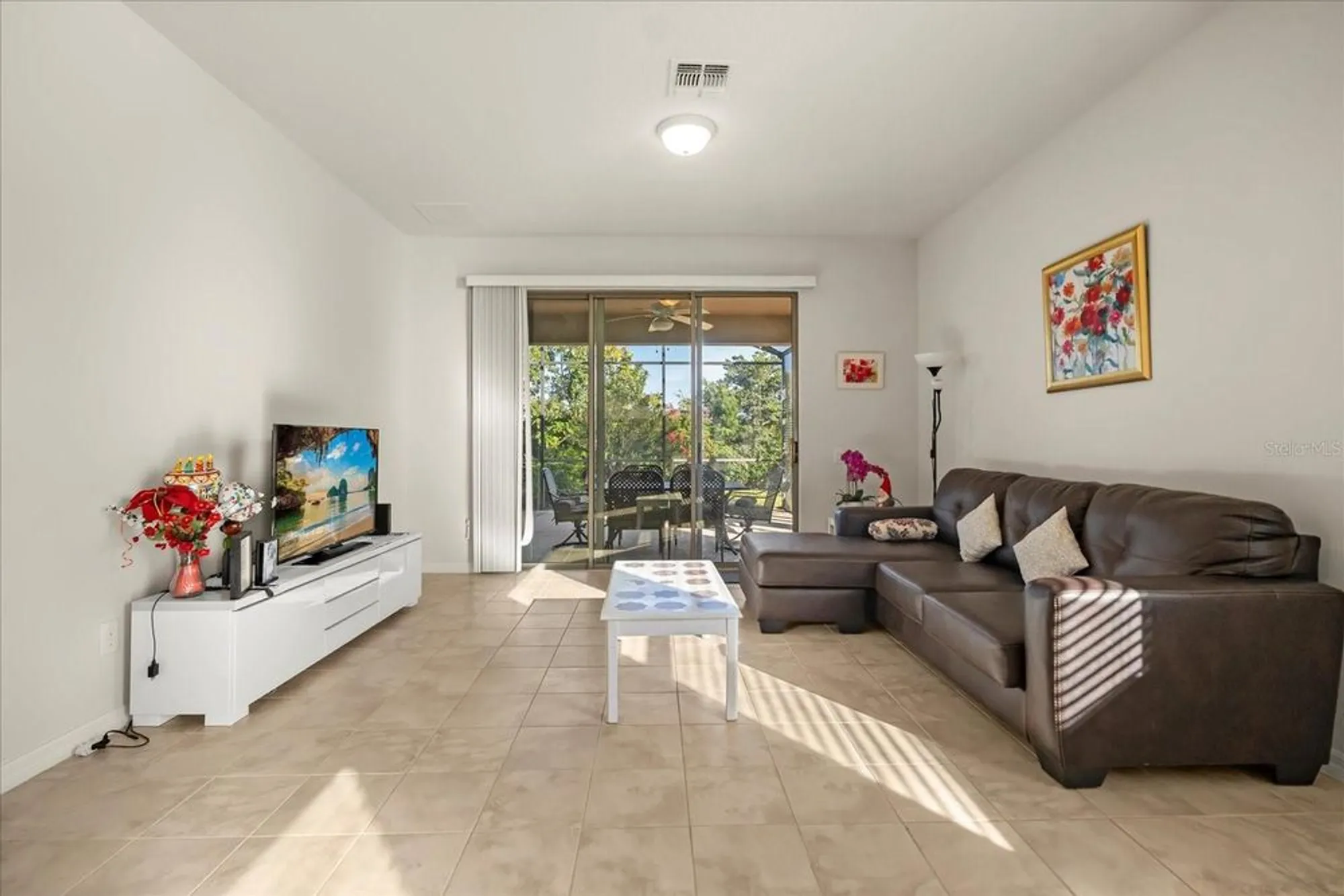 Property Slideshow image 7 of 50 | 540 pamplona pl, Davenport, FL, 33837