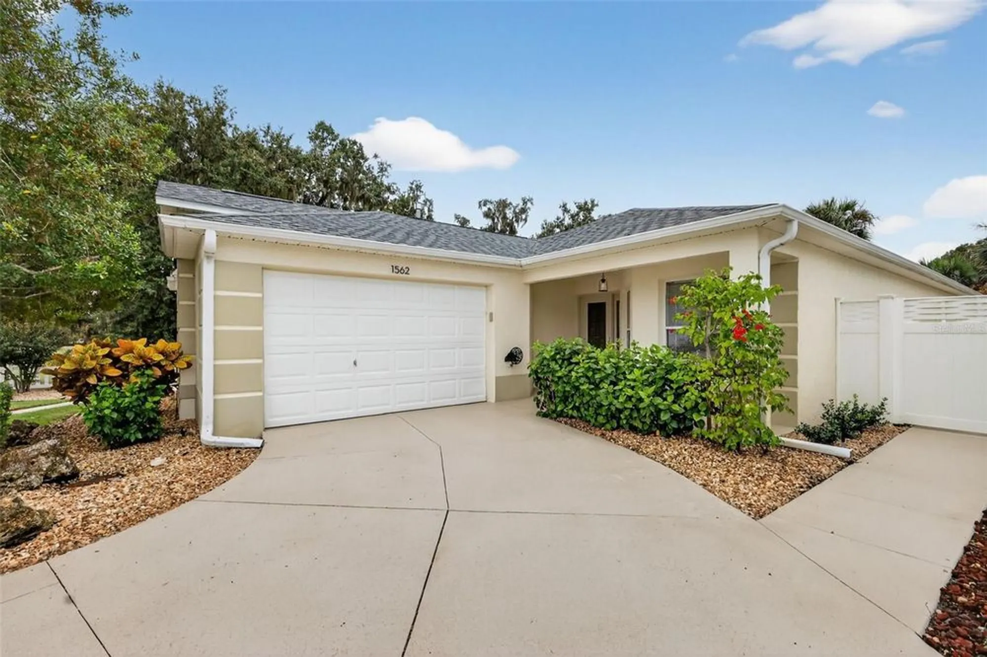 Property Slideshow image 44 of 47 | 1562 conway ct, The Villages, FL, 32162