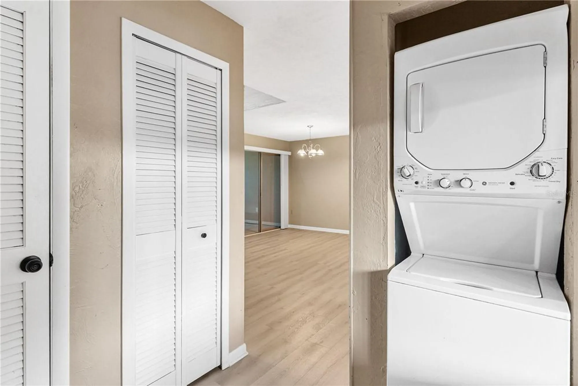 Property Slideshow image 8 of 40 | 14202 sandalwood dr # 202, Wildwood, FL, 34785