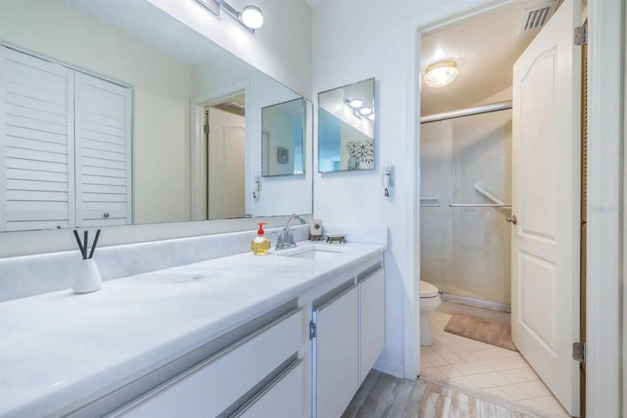 Property Slideshow image 10 of 16 | 6145 sun blvd apt 404, Saint Petersburg, FL, 33715