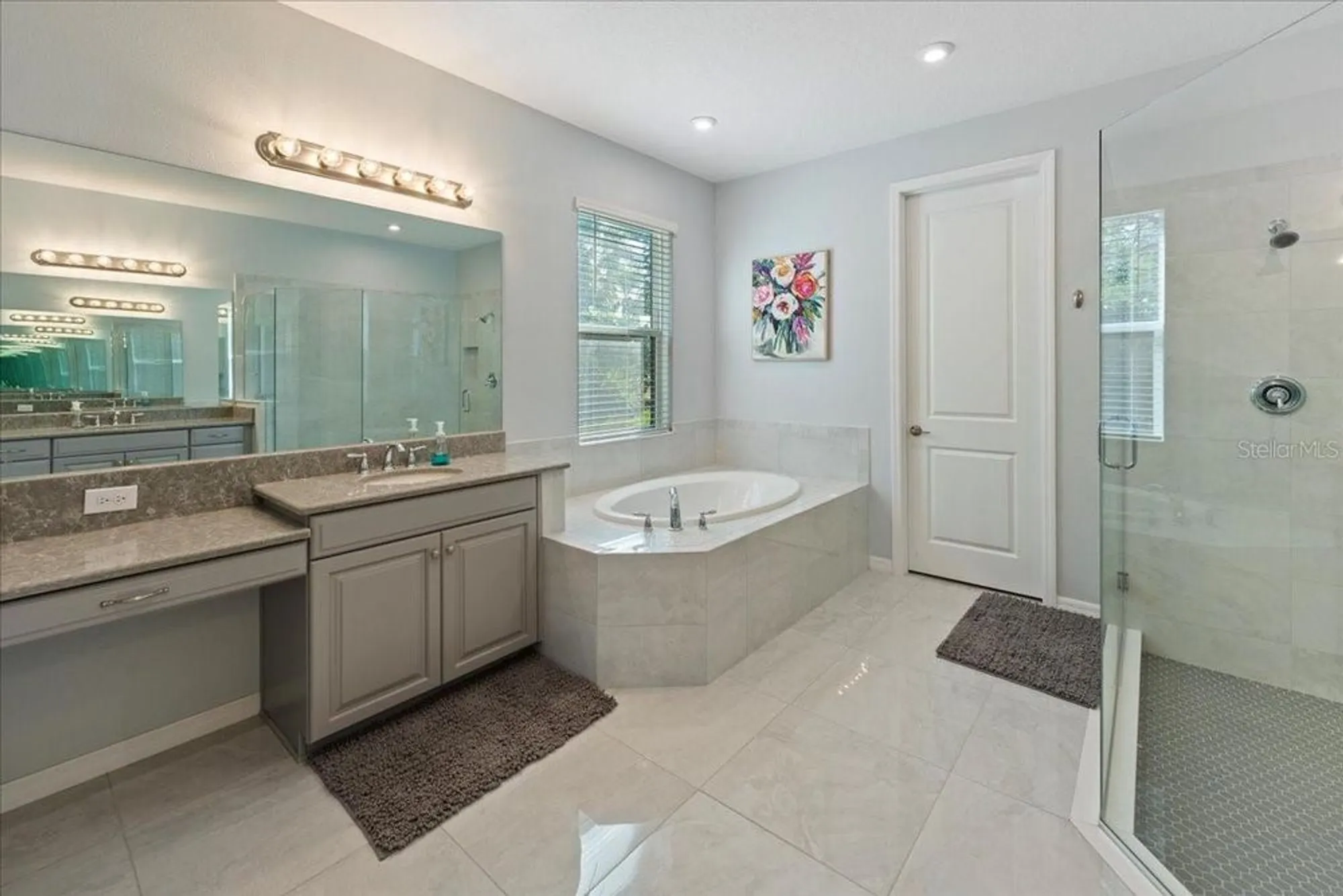 Property Slideshow image 42 of 86 | 10215 milky way cir, Sarasota, FL, 34241