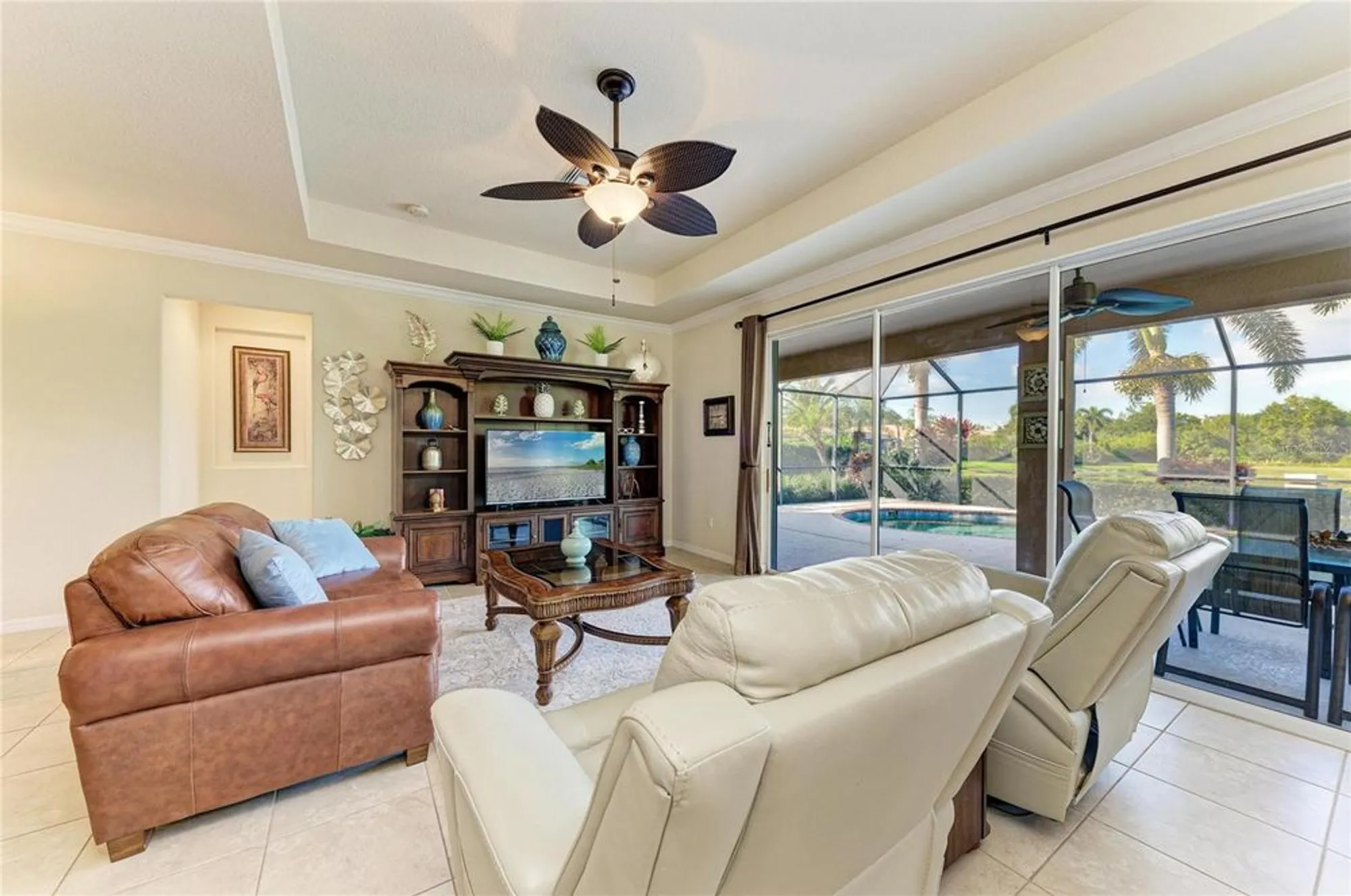 Property Slideshow image 23 of 99 | 9015 hammock edge pl, Bradenton, FL, 34212
