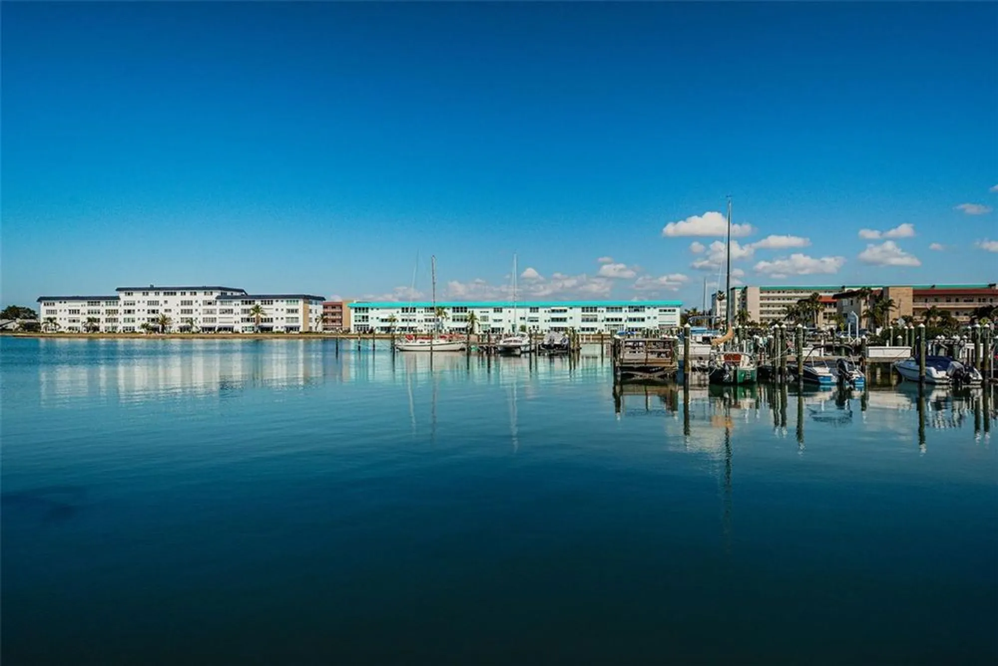 Property Slideshow image 45 of 99 | 5925 shore blvd 505, Gulfport, FL, 33707