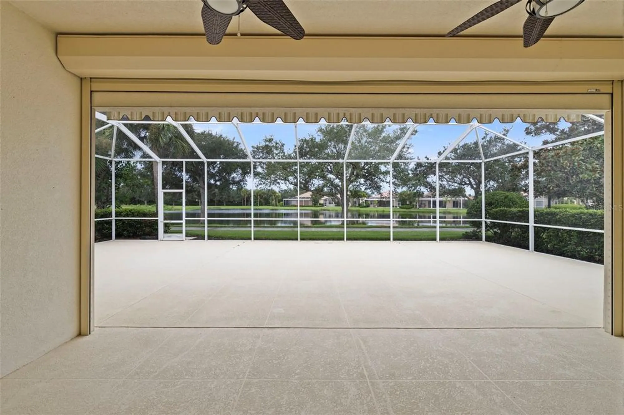 Property Slideshow image 31 of 62 | 5791 girona pl, Sarasota, FL, 34238