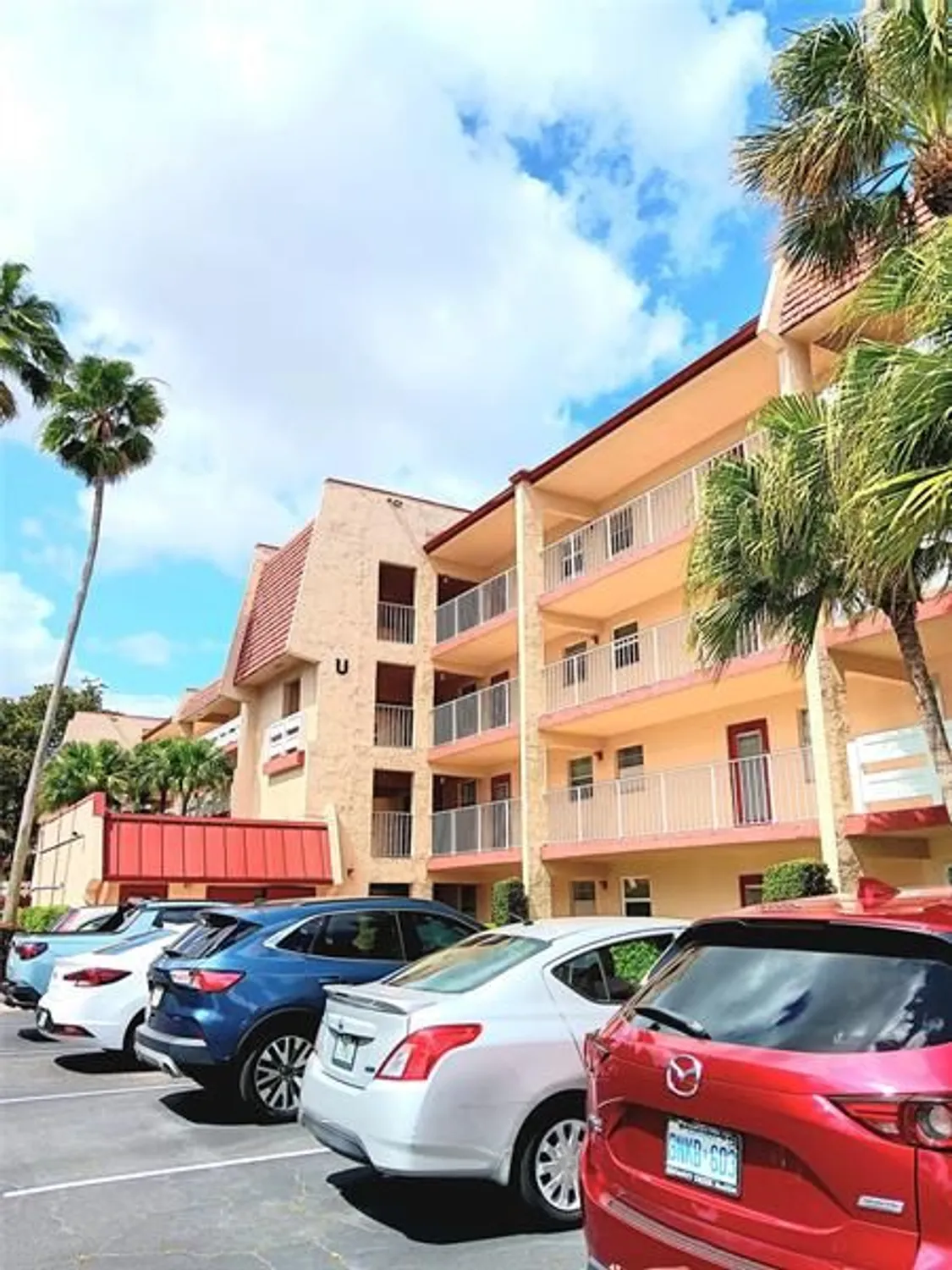 Property Slideshow image 1 of 39 | 1055 country club dr 301, Margate, FL, 33063