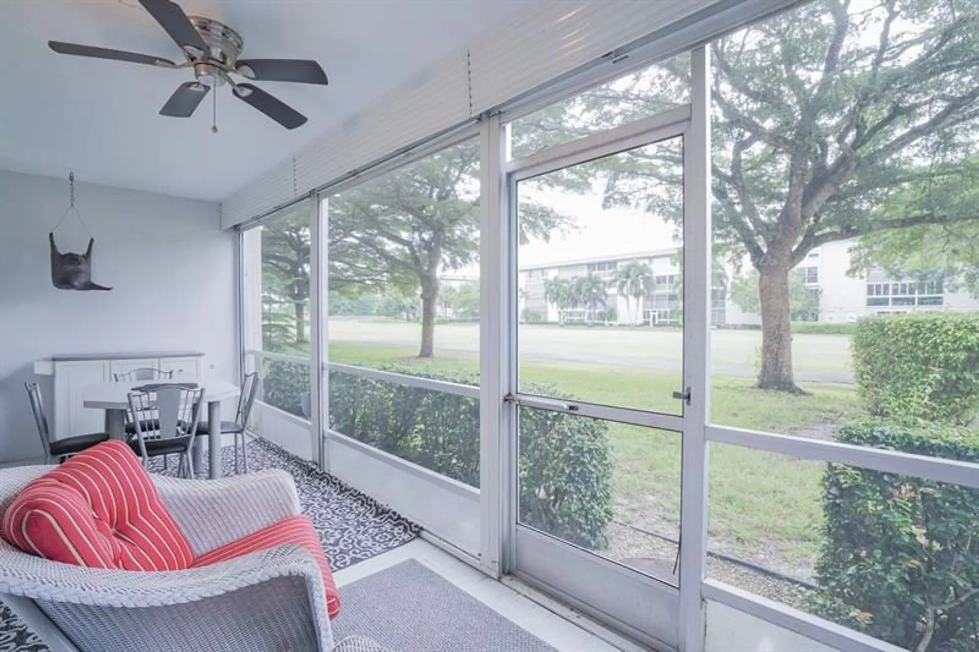 Property Slideshow image 26 of 71 | 3201 portofino pt f1, Coconut Creek, FL, 33066