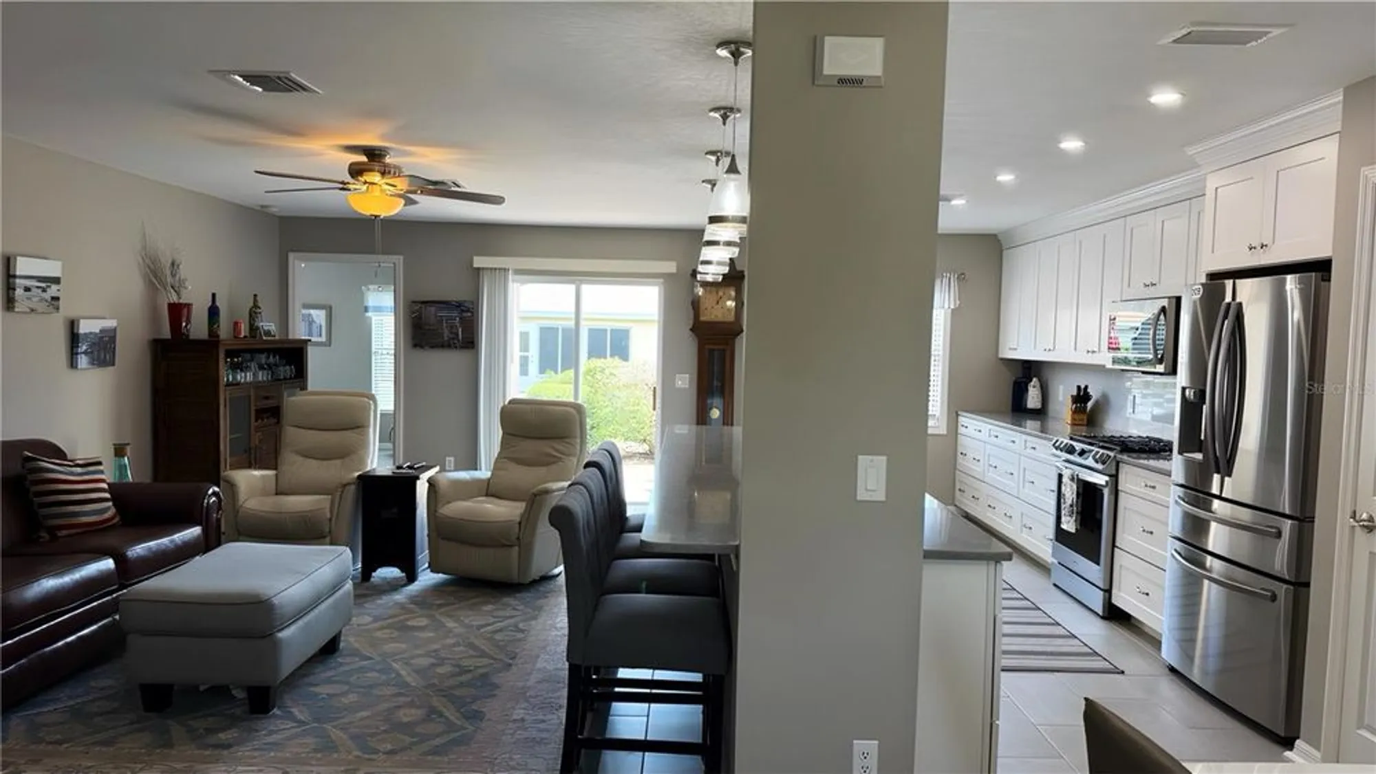 Property Slideshow image 3 of 22 | 9047 sw 102nd cir, Ocala, FL, 34481