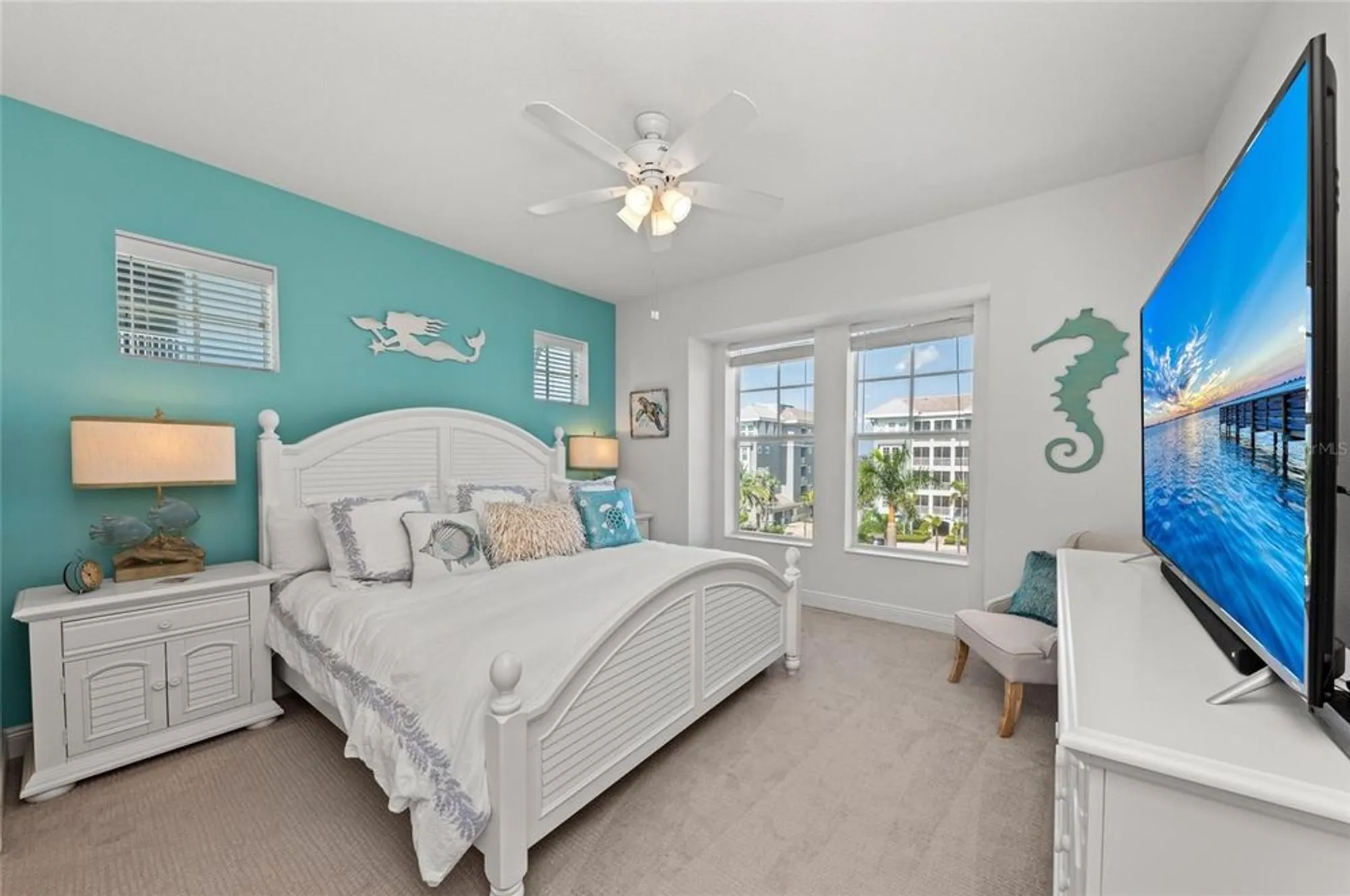 Property Slideshow image 28 of 100 | 387 aruba cir 301, Bradenton, FL, 34209