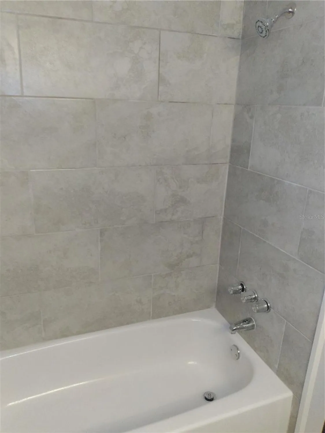 Property Slideshow image 15 of 16 | 1415 doolittle ln 104, Dunedin, FL, 34698