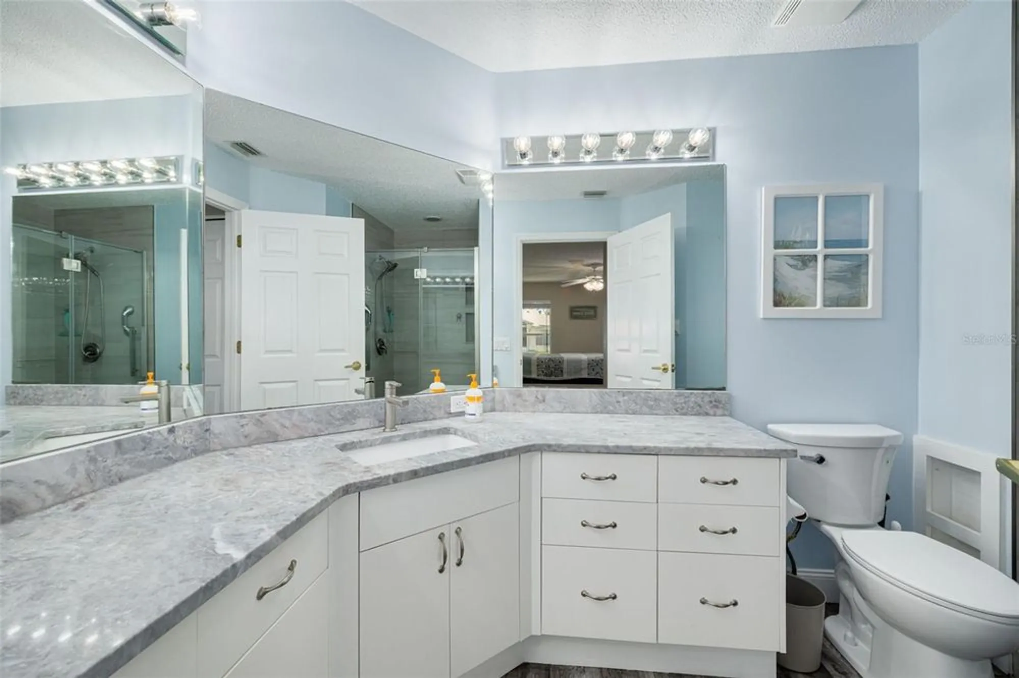 Property Slideshow image 17 of 39 | 1055 blyth hill ct, Trinity, FL, 34655