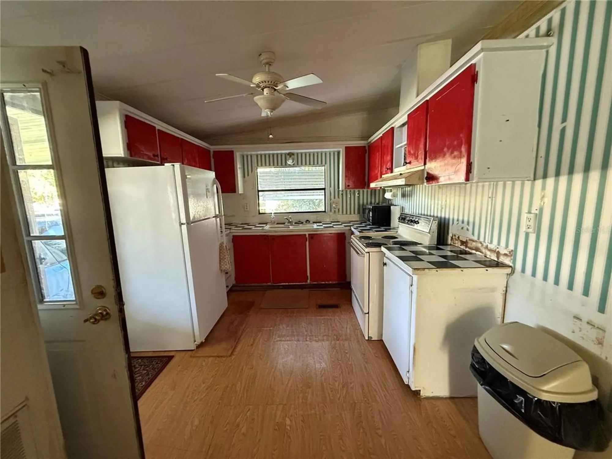 Property Slideshow image 3 of 25 | 116 cypress rd, Wildwood, FL, 34785