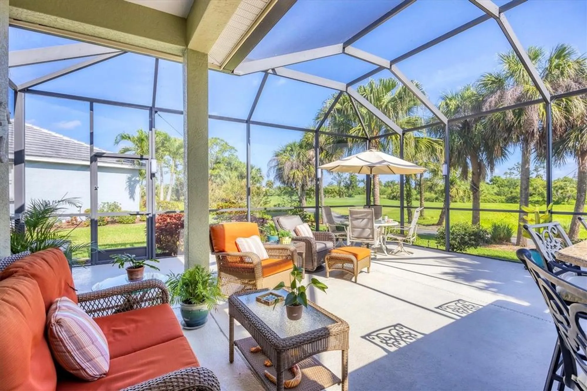 Property Slideshow image 31 of 70 | 3337 pine shadow cir, North Port, FL, 34287