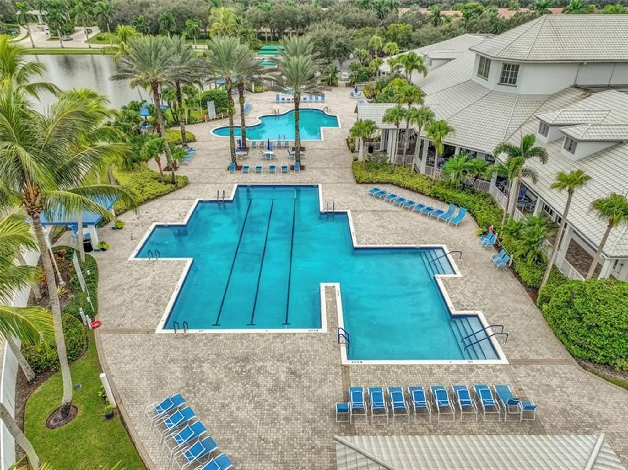 Property Slideshow image 31 of 36 | 9815 galleon dr, West Palm Beach, FL, 33411
