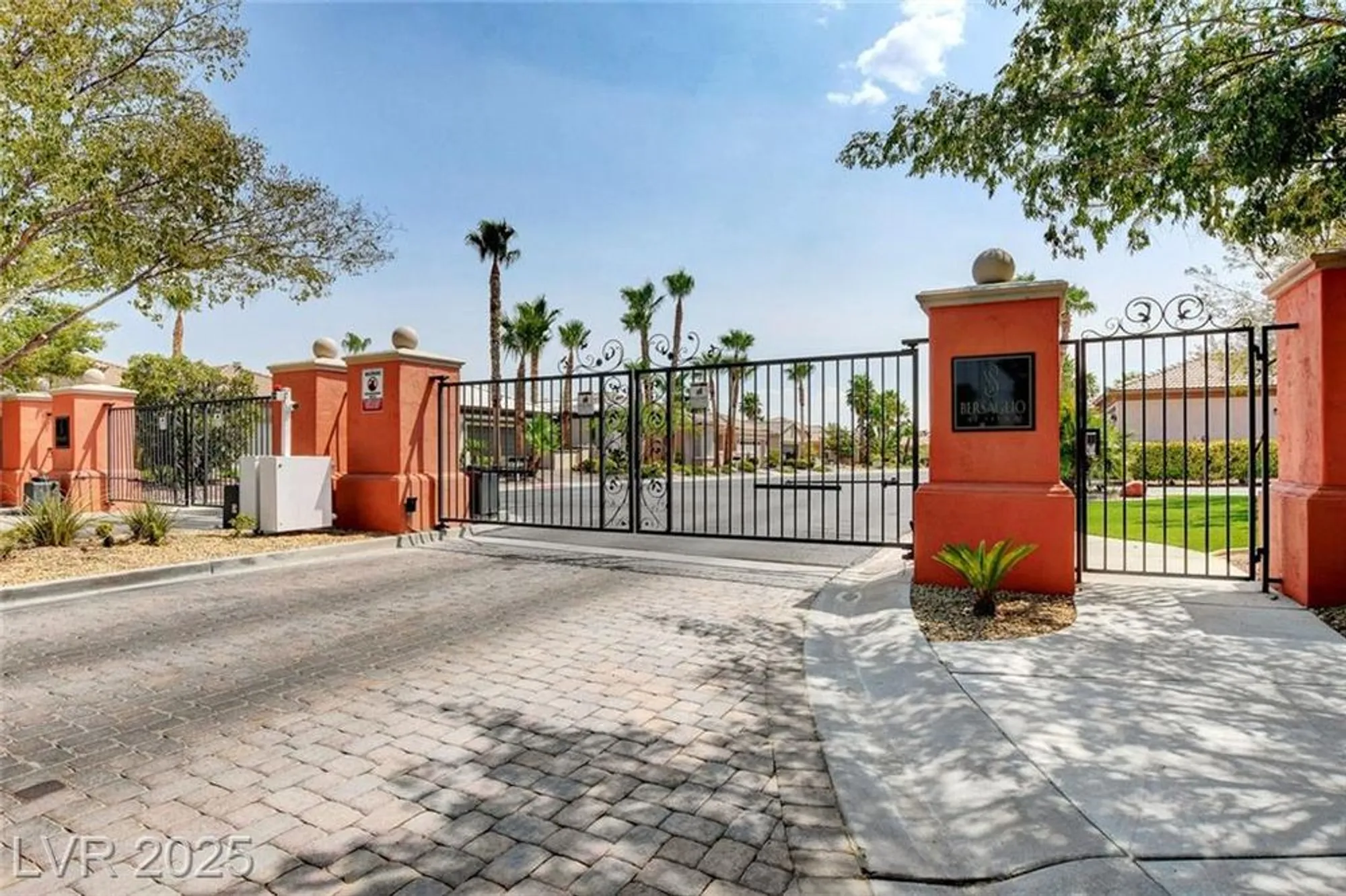 Property Slideshow image 48 of 99 | 10241 premia pl, Las Vegas, NV, 89135