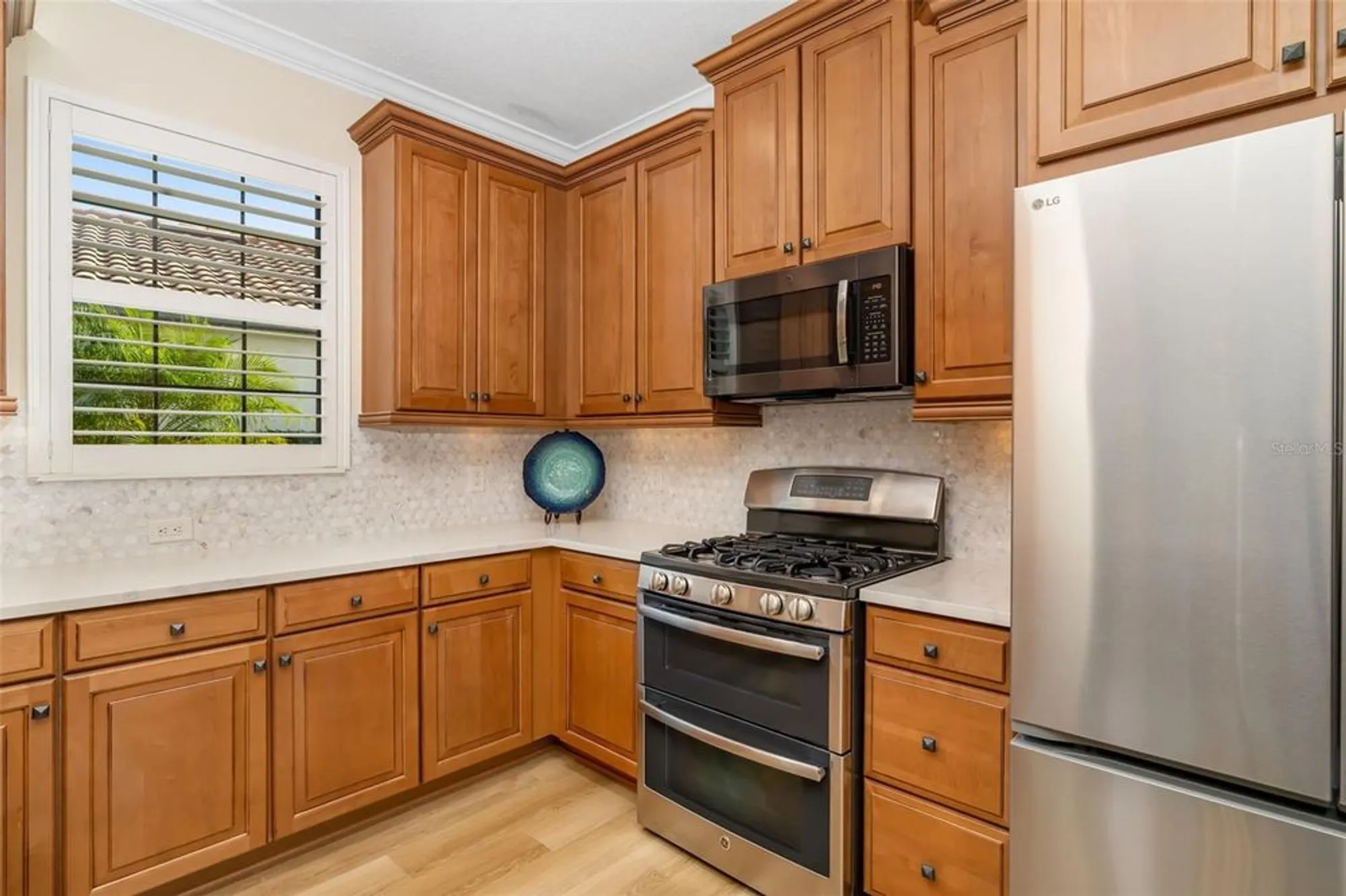 Property Slideshow image 22 of 55 | 5043 serata dr, Bradenton, FL, 34211