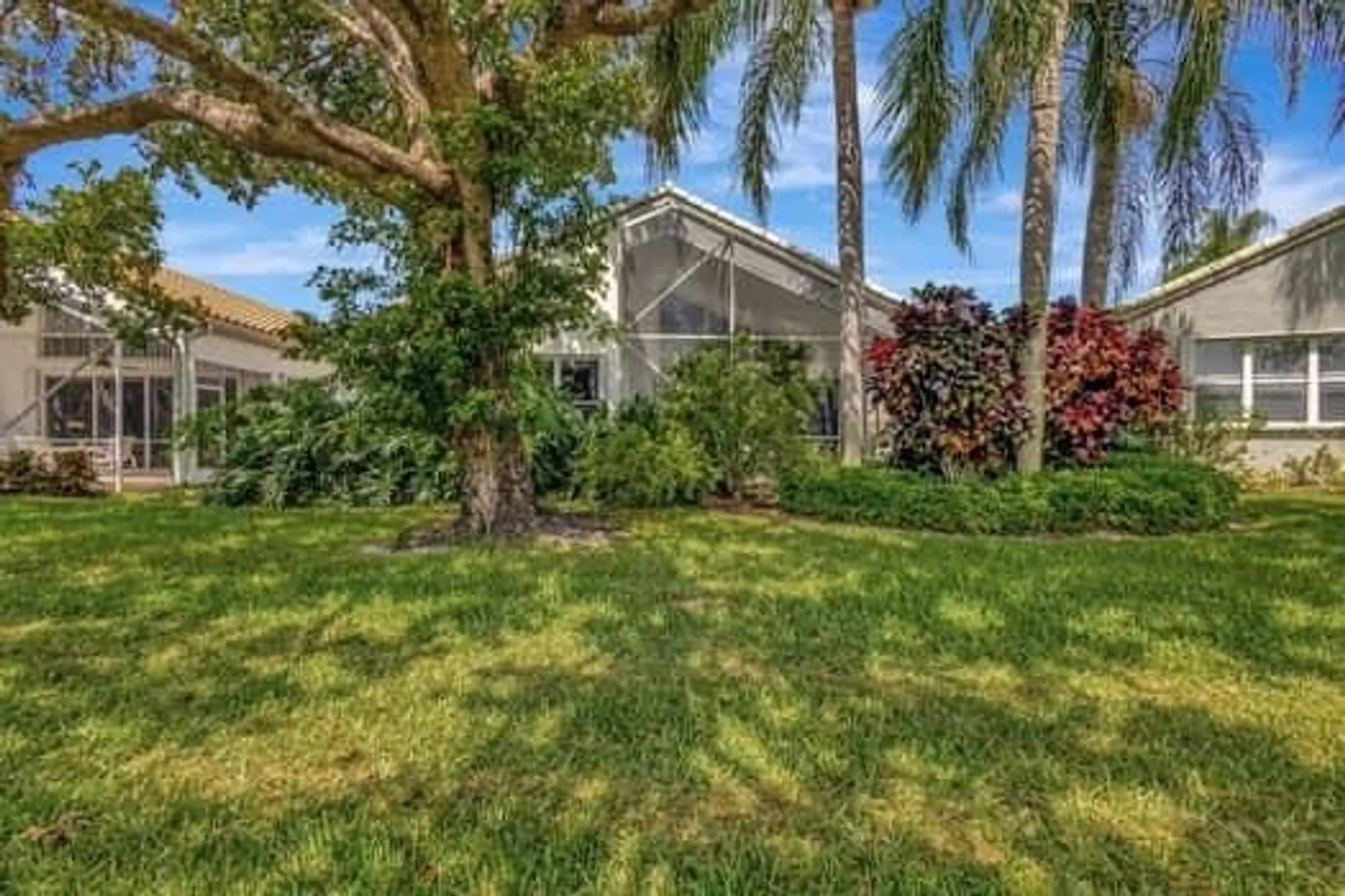 Property Slideshow image 46 of 55 | 11917 fountainside cir, Boynton Beach, FL, 33437