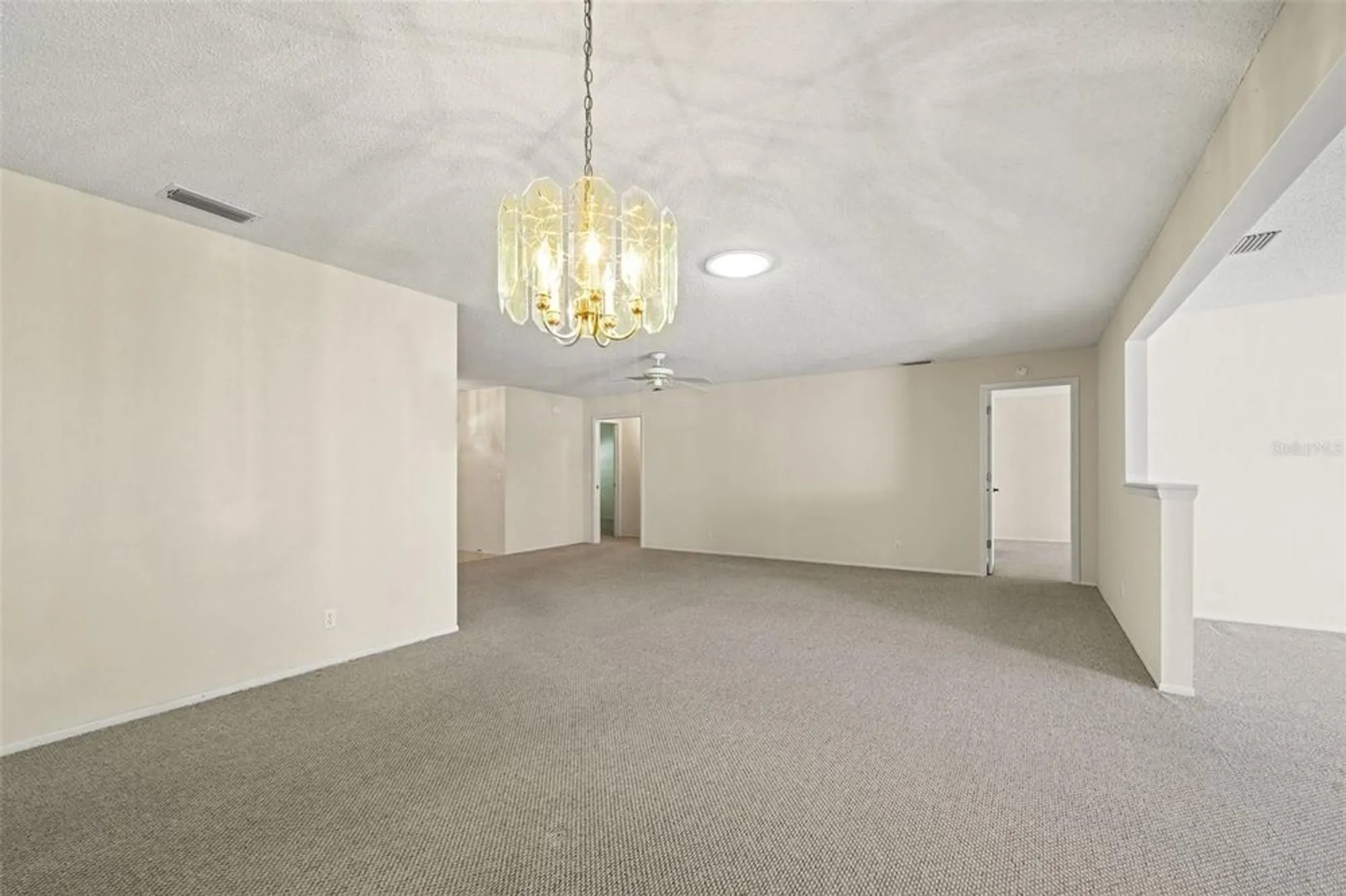 Property Slideshow image 8 of 62 | 3108 appleblossom trl, Spring Hill, FL, 34606