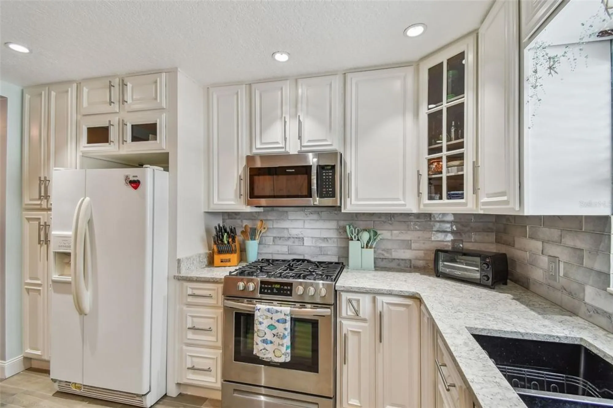 Property Slideshow image 4 of 30 | 5286 81st st n apt 26, St Petersburg, FL, 33709