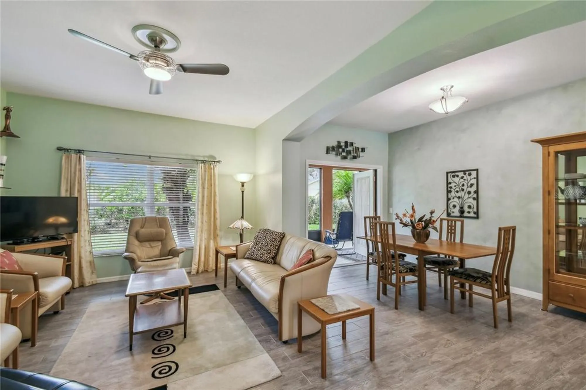 Property Slideshow image 13 of 68 | 651 highlands hammock dr, Poinciana, FL, 34759