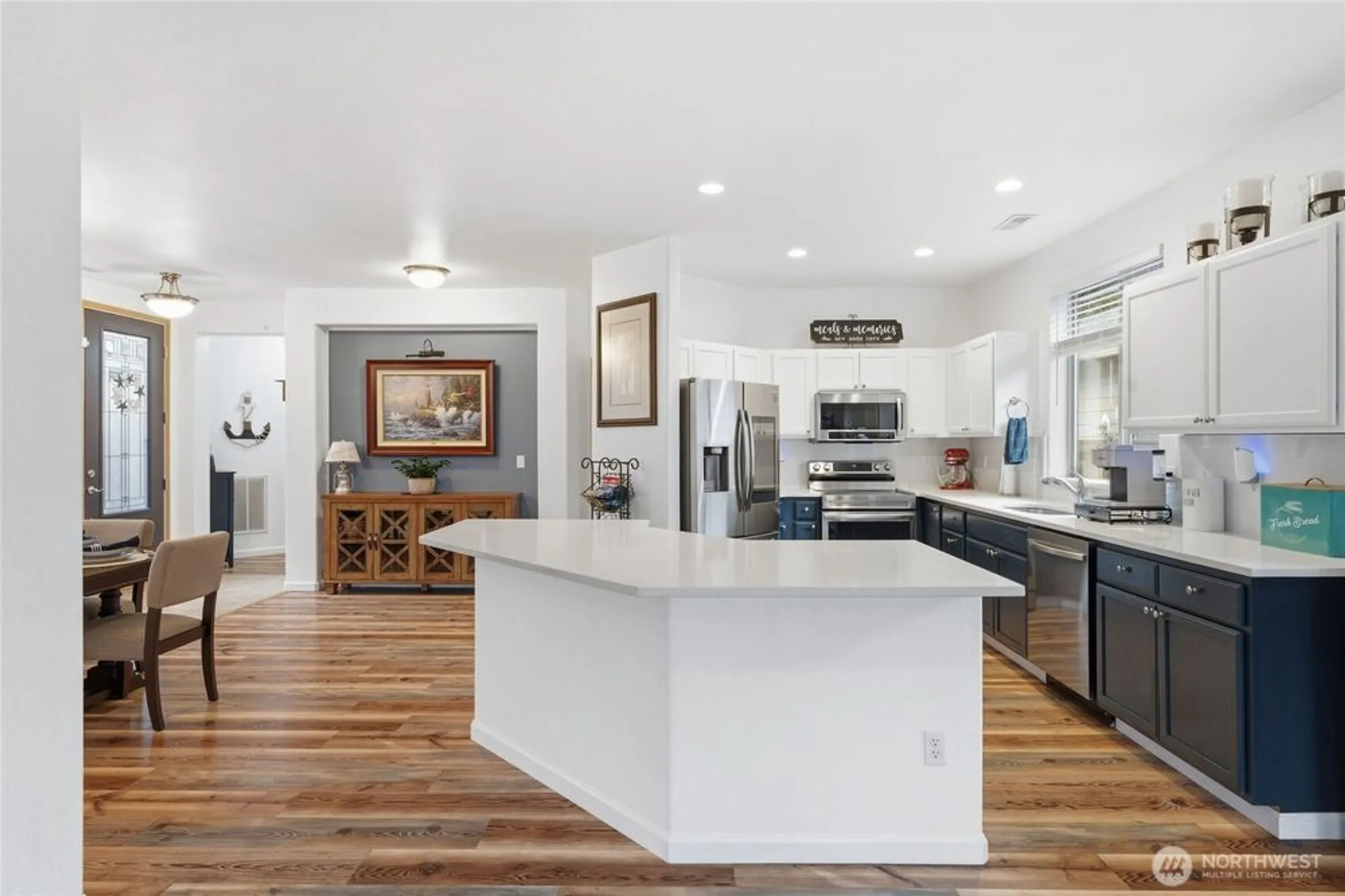 Property Slideshow image 11 of 40 | 8218 bainbridge loop, Lacey, WA, 98516