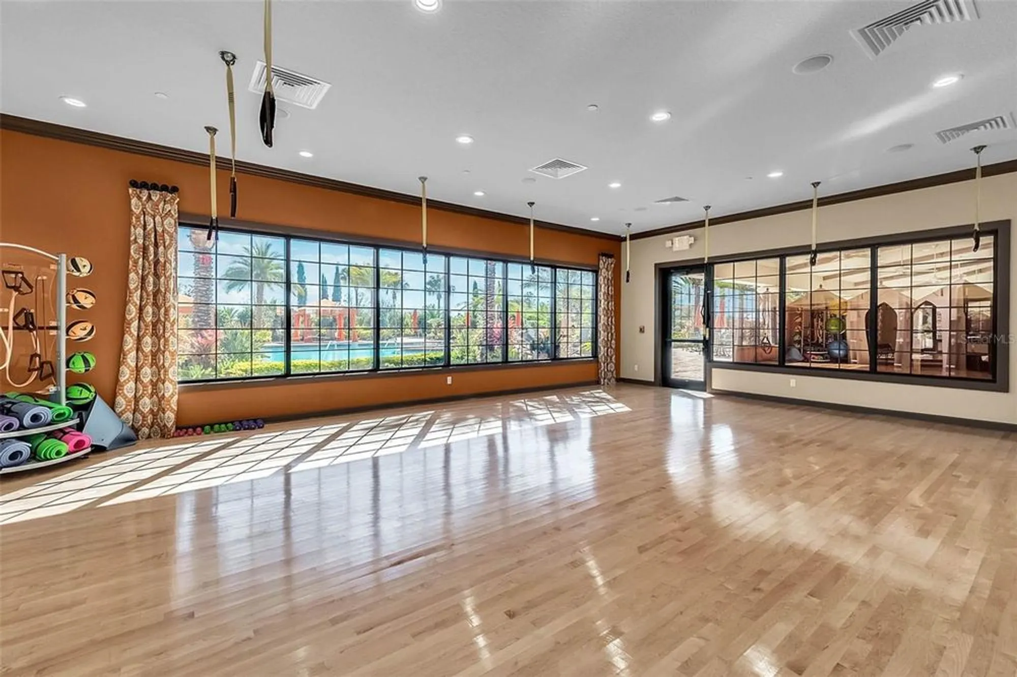 Property Slideshow image 54 of 67 | 2602 stargrass cir, Clermont, FL, 34715