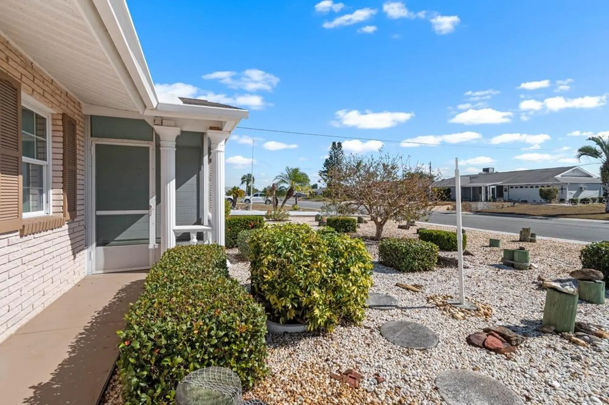 Property Slideshow image 36 of 80 | 829 fox hills dr, Sun City Center, FL, 33573