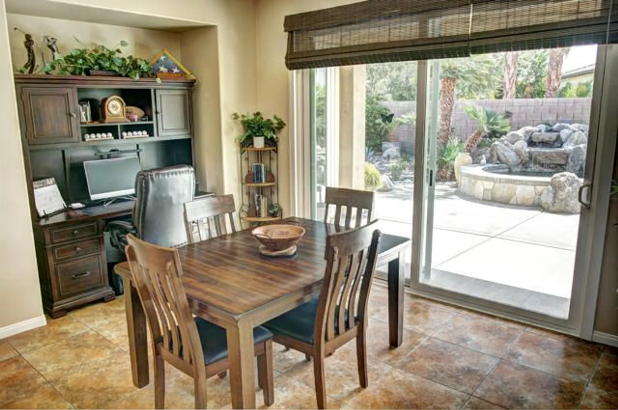 Property Slideshow image 16 of 29 | 81631 prism dr, La Quinta, CA, 92253