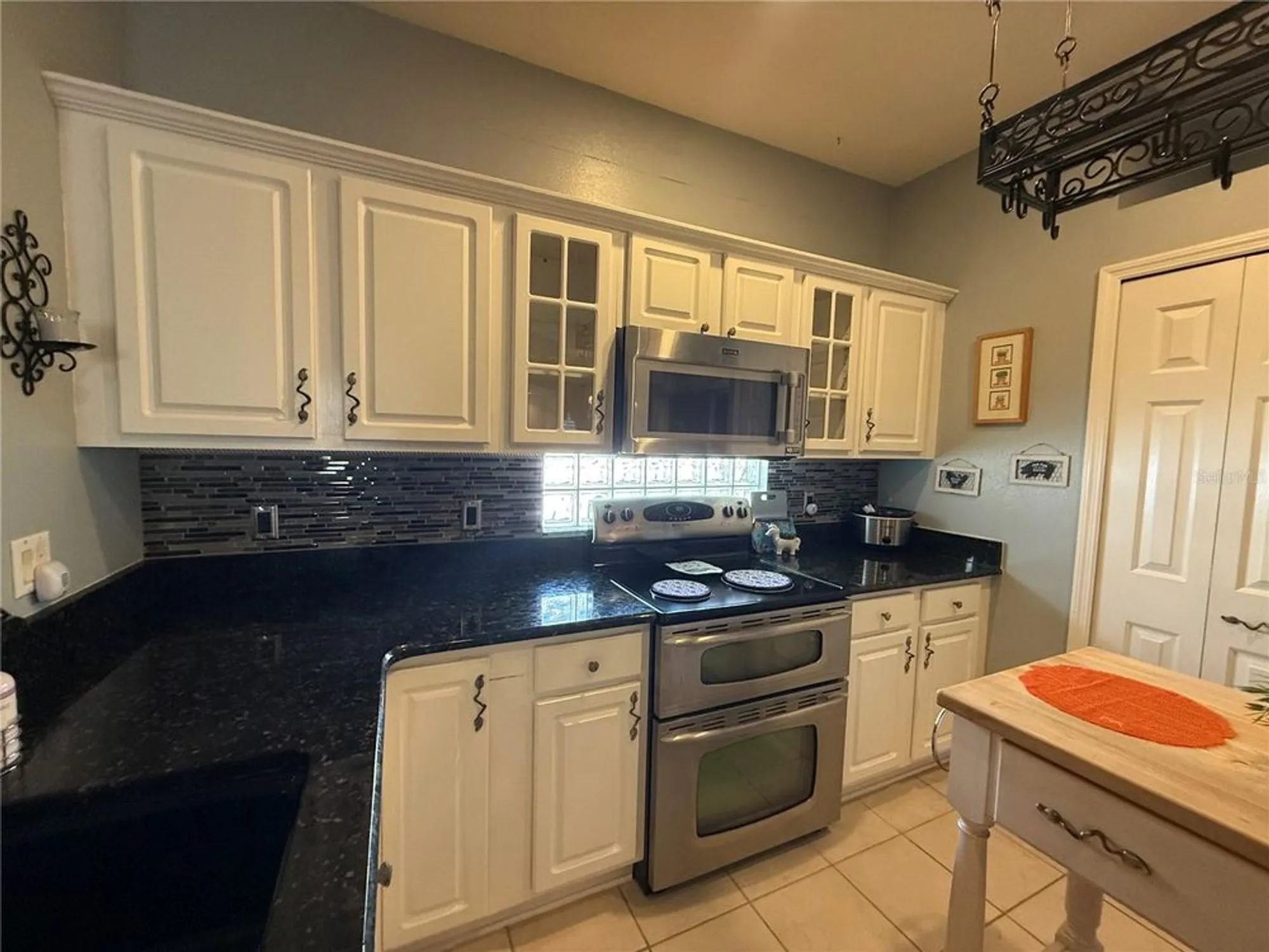 Property Slideshow image 8 of 36 | 9049 saint andrews way, Mount Dora, FL, 32757