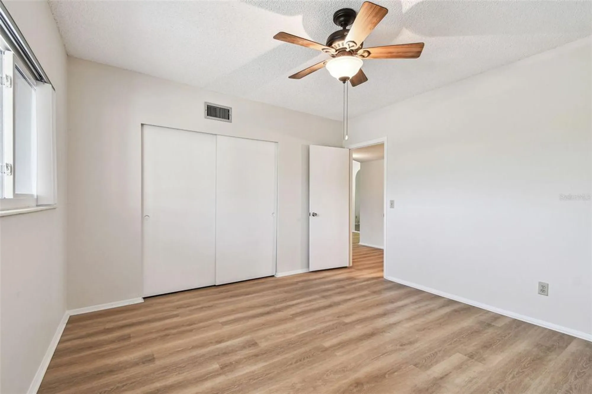 Property Slideshow image 32 of 52 | 2430 florentine way 46, Clearwater, FL, 33763